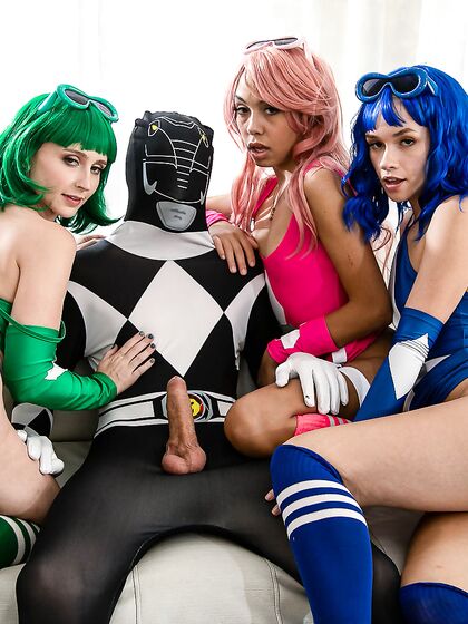 Cute Cosplay Babes Khloe Kingsley, Laney Grey And Bianca Bangs Get Deeply Fucked