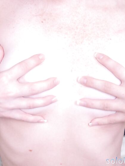 Pale Skinned Teen Amber Star Tweaks Her Tits And Fingers Her Pink Pussy After Getting Nude