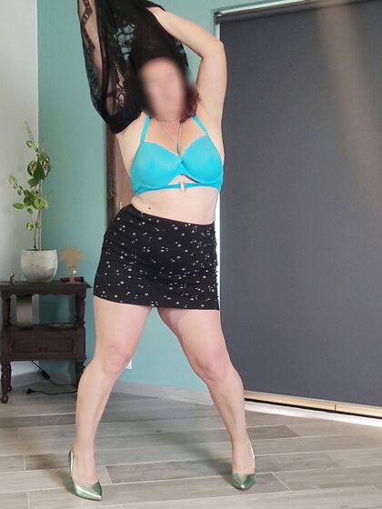 Ultimate Tease from Nikki Holland