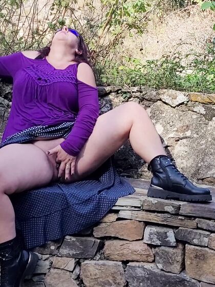 NIKKI HOLLAND FINGERING HER WET PUSSY IN THE GARDENÂ 