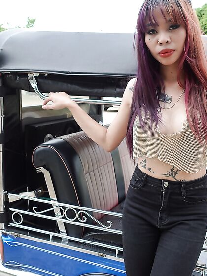 MJ On Tuktuk Patrol - Set 1