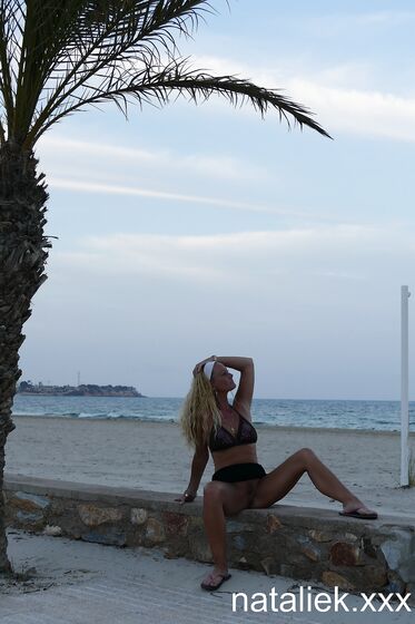 outdoor public flashing by the beach