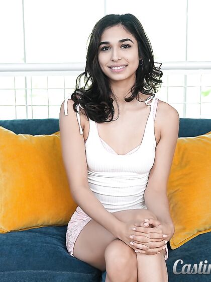 Reina Rae