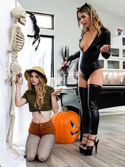 This Halloween My Stepsis Jumped My Bones - S24:E10