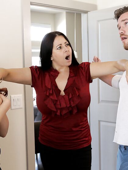 Caught Fucking My Step Sister - S7:E8