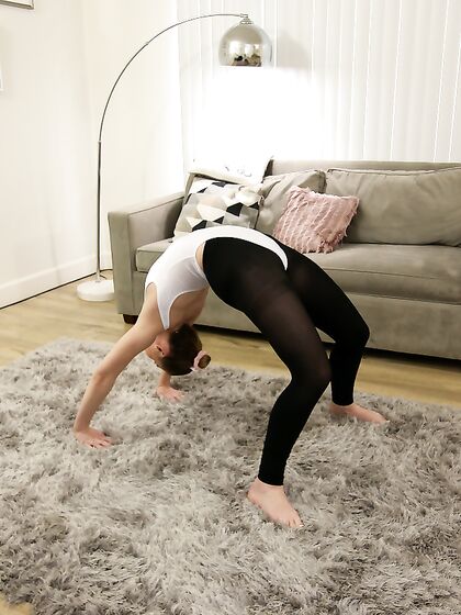 Gymnast Step Sister Rides My Cock - S12:E10