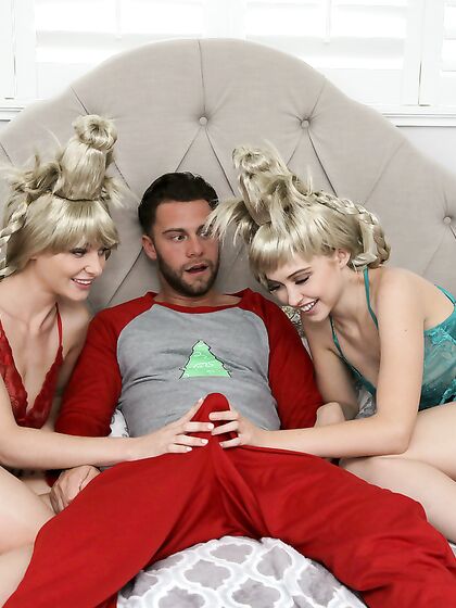 How Cindy Lou Saved Christmas For Her Step Brother - S3:E6