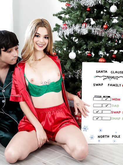 Naughty Or Nice We Are All Cumming This Christmas - S6:E4