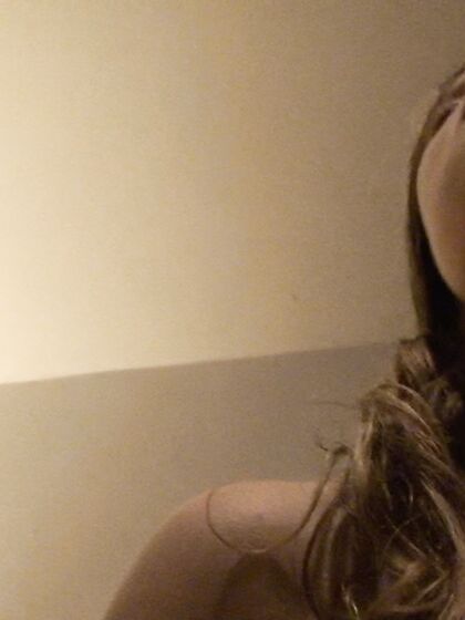Erin Electra nude solos