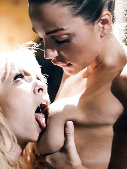 Abigail Mac Pleases Young Blondie With Her Tongue And Fingers photos (Kenzie Reeves)