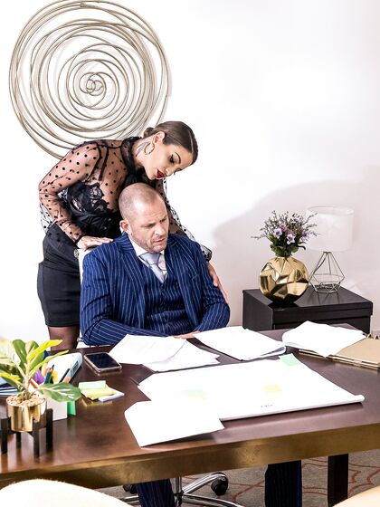 Kinks + Fetishes: Episode 1 photos (Scott Nails, Kissa Sins)