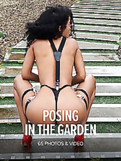 Mia Nix: Posing In The Garden