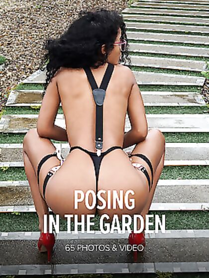 Mia Nix: Posing In The Garden