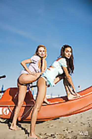 Nancy A, Vanessa Alessia: Beach And Kitchen