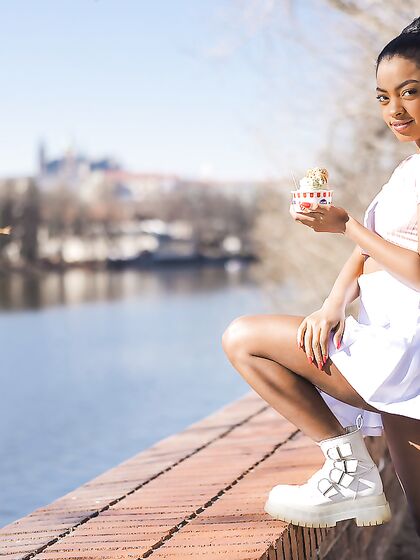 Sofi Vega: In Prague By The River