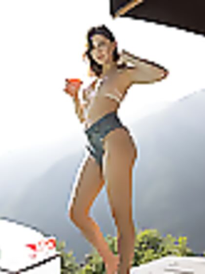 Ellie Luna: Pool In The Mountains