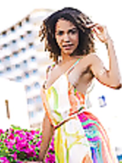 Abril: With Abril In Spain