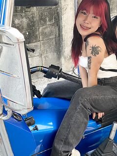 Frame On Tuktuk Patrol - Set 1