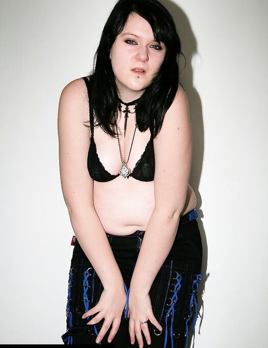 A sexy Bhala Sada Babe