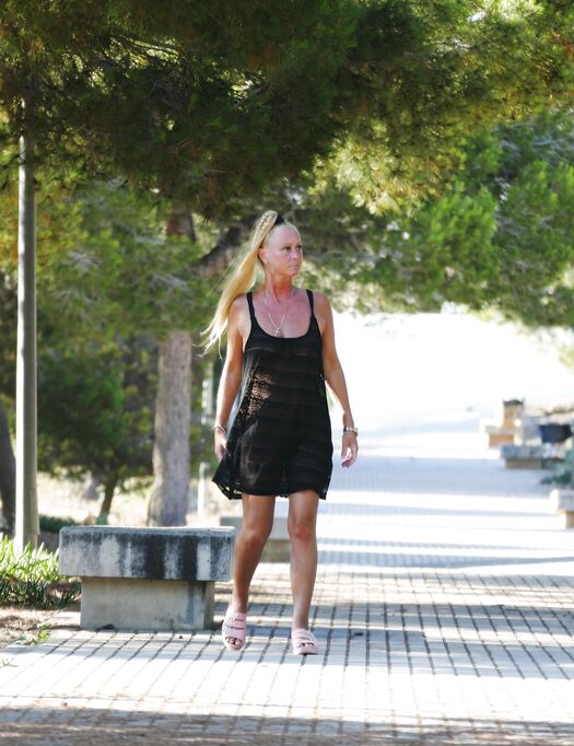 Outdoor public flashing walking in quiet park