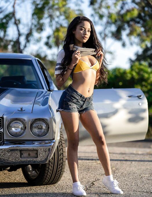 Petite Vixen Maya Bijou Shagged By Handsome Stallion photos (Ricky Johnson)