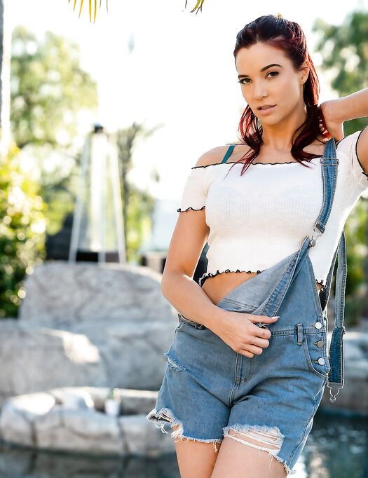 Jayden Cole And Victoria Voxxx Bring Each Other To An Eye-rolling Orgasm