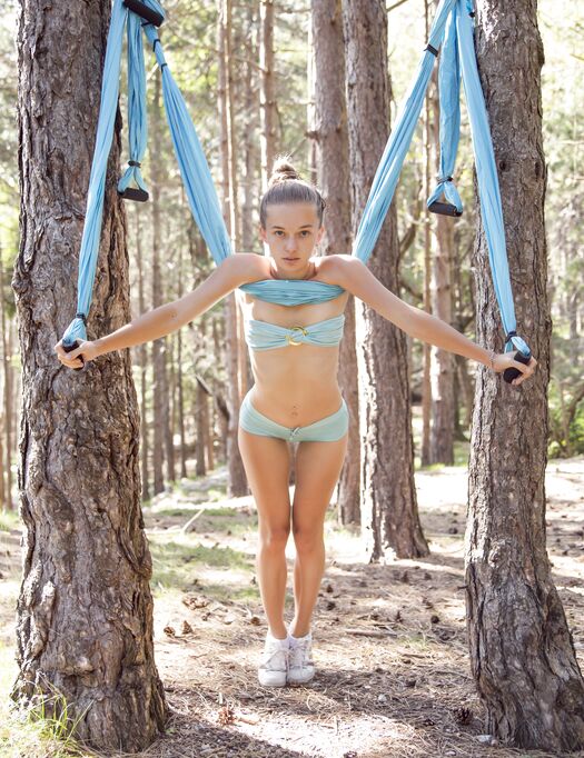 MilenaAngel. AntiGravity