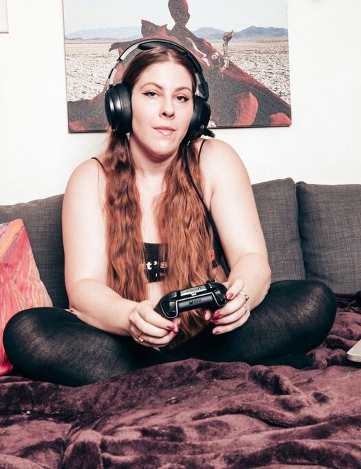 Gamer Girl - Zip