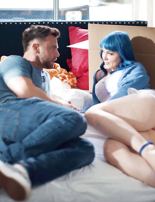 Blue-haired Beauty Gets Eaten Out And Screwed By Seth Gamble photos (Jewelz Blu)