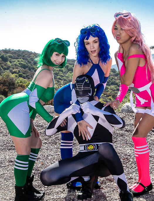 Cute Cosplay Babes Khloe Kingsley, Laney Grey And Bianca Bangs Get Deeply Fucked