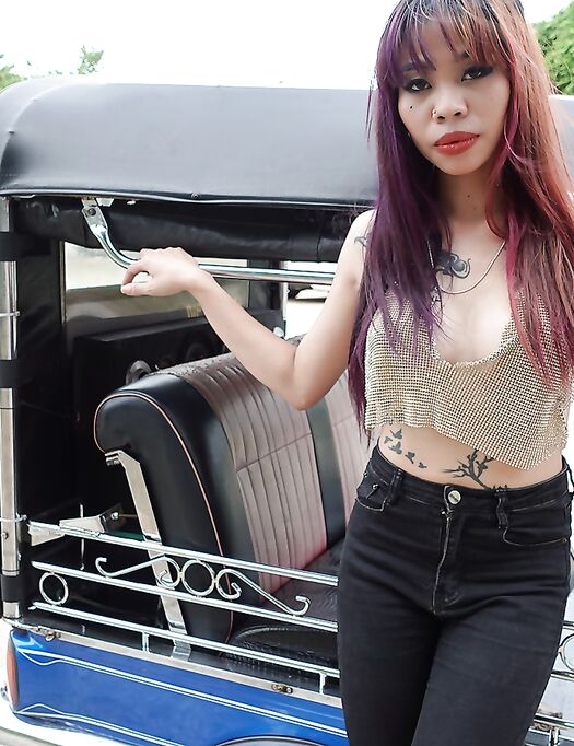MJ On Tuktuk Patrol - Set 1
