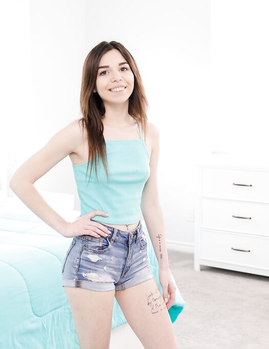 Eighteen-year-old Bimbo With Small Tits Gets Pounded In POV photos (Lexus Love)