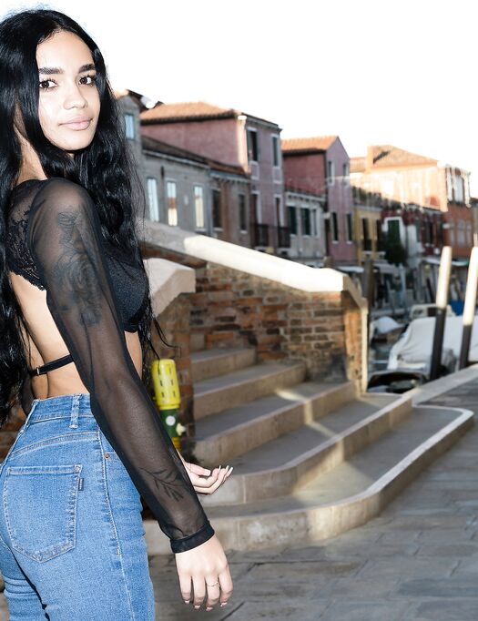 Dulce: After The Photo Shoot